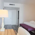 Spacious 1 Bedroom Apartment In Balboa Park