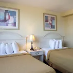 The Consulate Hotel Airport/Sea World/San Diego Area