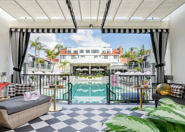 The Lafayette Hotel, Swim Club & Bungalows