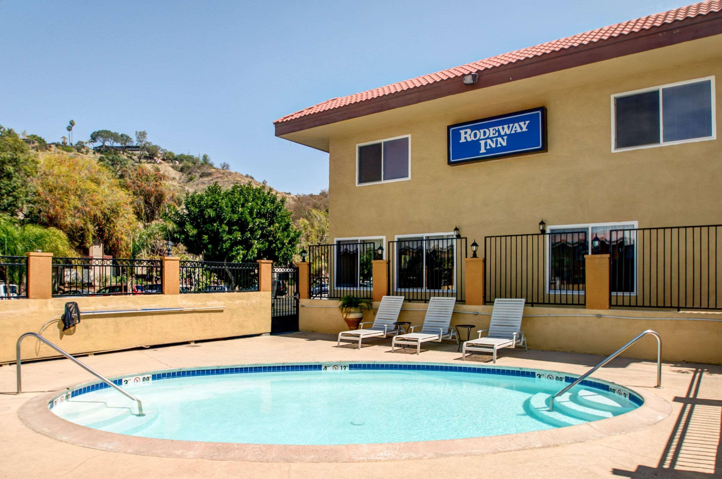 Rodeway Near Sdsu Inn 3*
