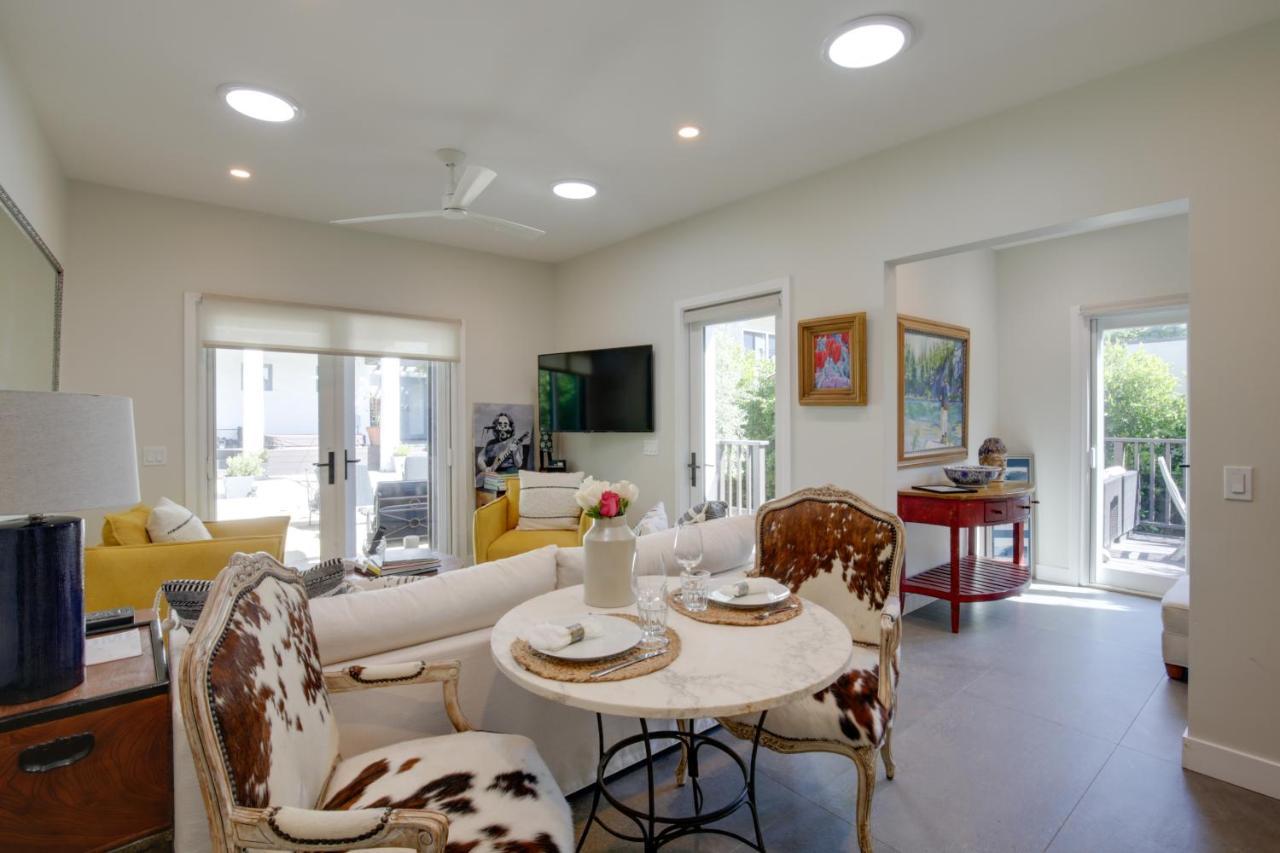 Holiday home Serene Retreat With Deck - Walk To Bay! *