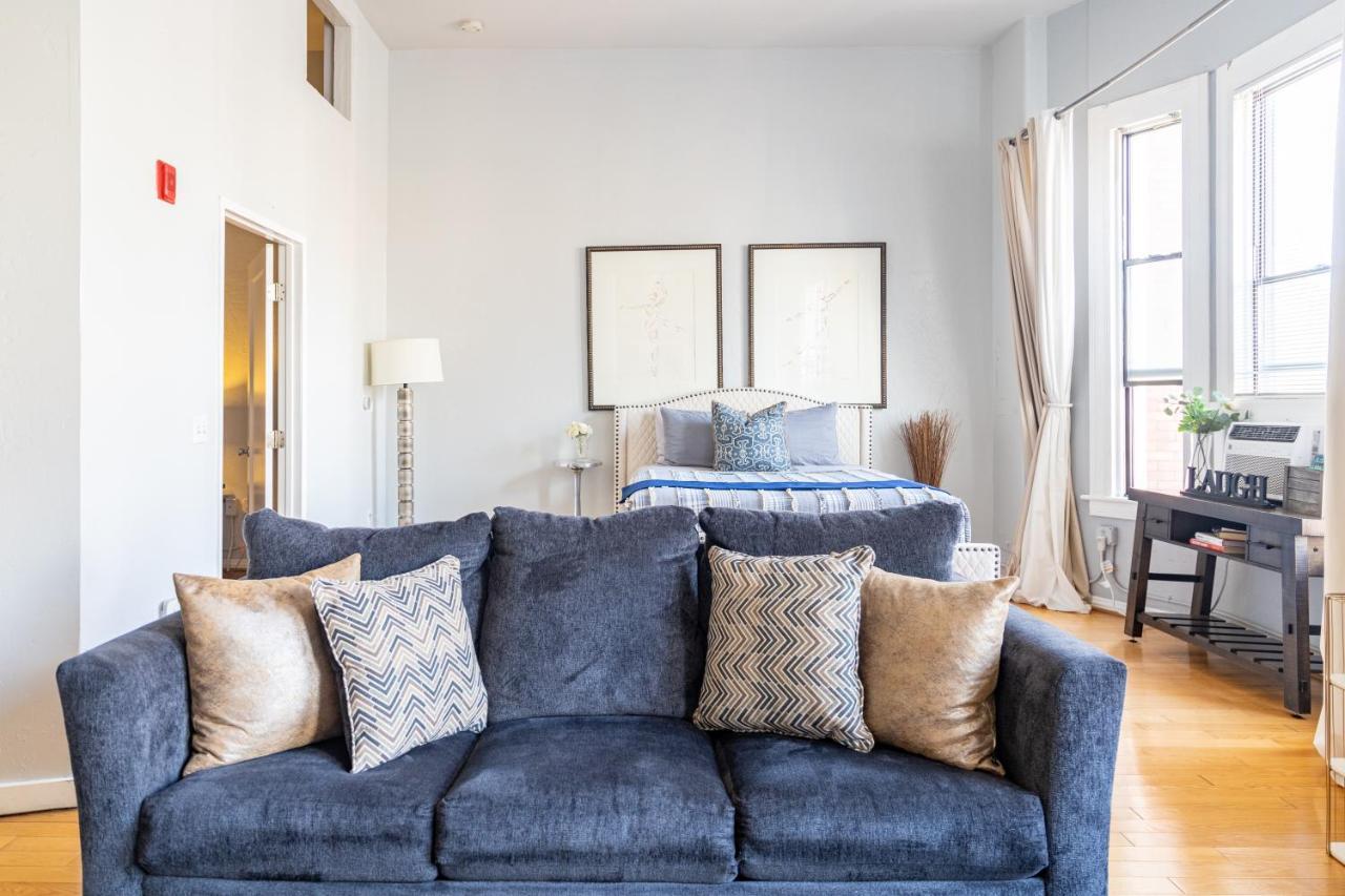 Greely Gaslamp - Loft W Parking & 3 Beds #302 Hotel