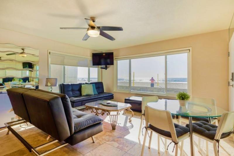 108-ocean Front Combo Holiday home