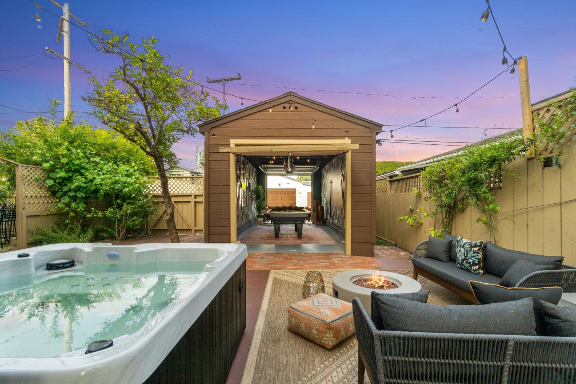 Balboa Mansion 6Brhot Tubbig Backyardsleeps 15 Holiday home