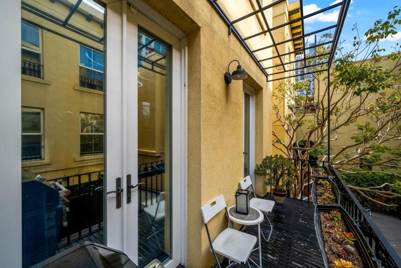 Apartment Charming And Elegant With Stunning Rooftop View *