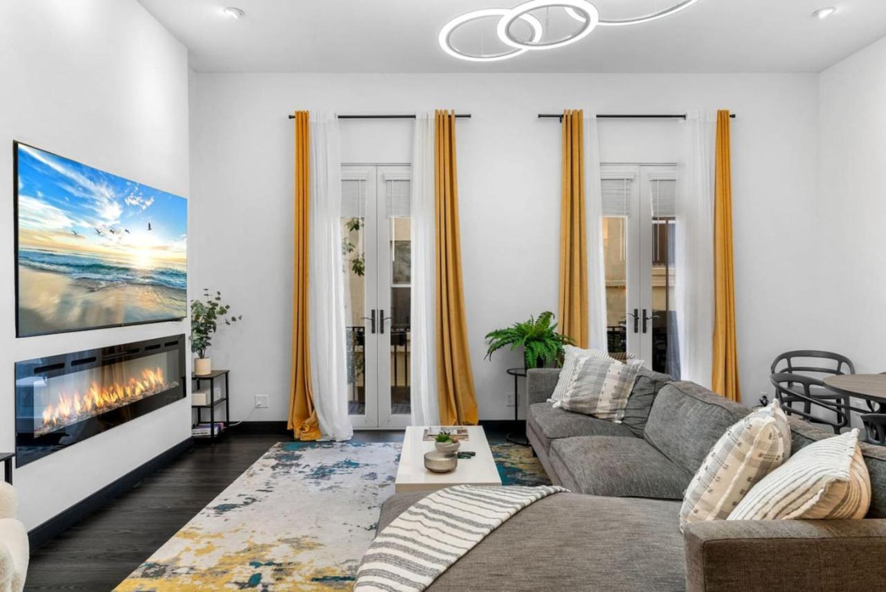 Apartment Charming And Elegant With Stunning Rooftop View *