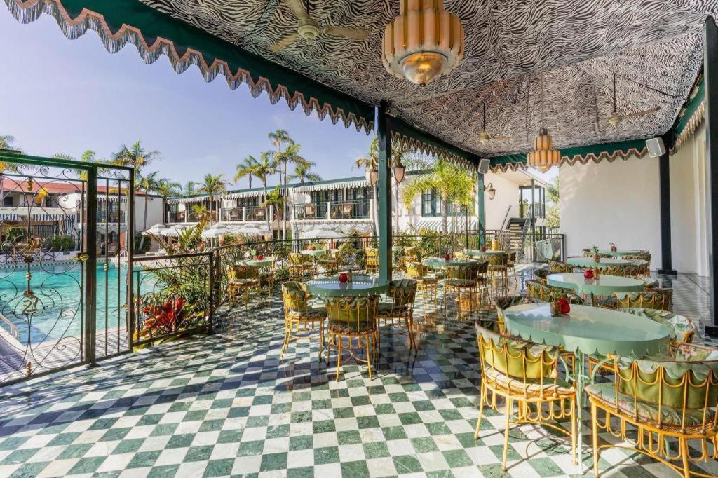 The Lafayette Hotel, Swim Club & 3*