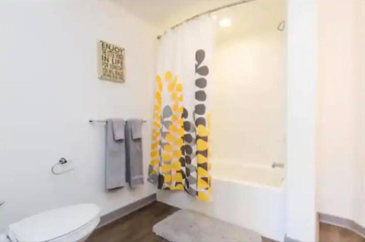 Chic 2 Bedroom Near Petco Park Convention Center * San Diego