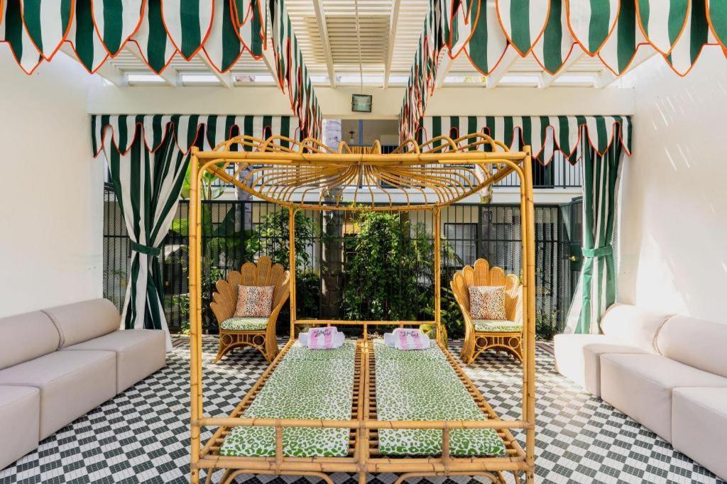 The Lafayette Hotel, Swim Club & 3*