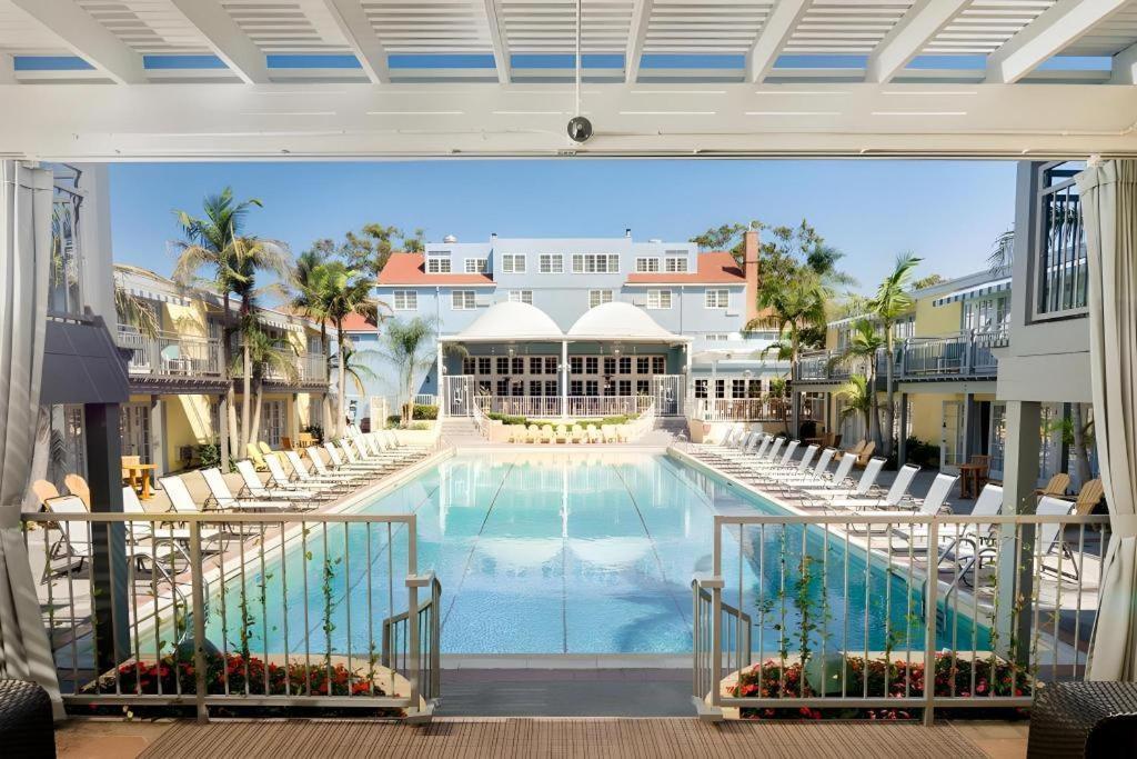 The Lafayette Hotel, Swim Club & Hotel