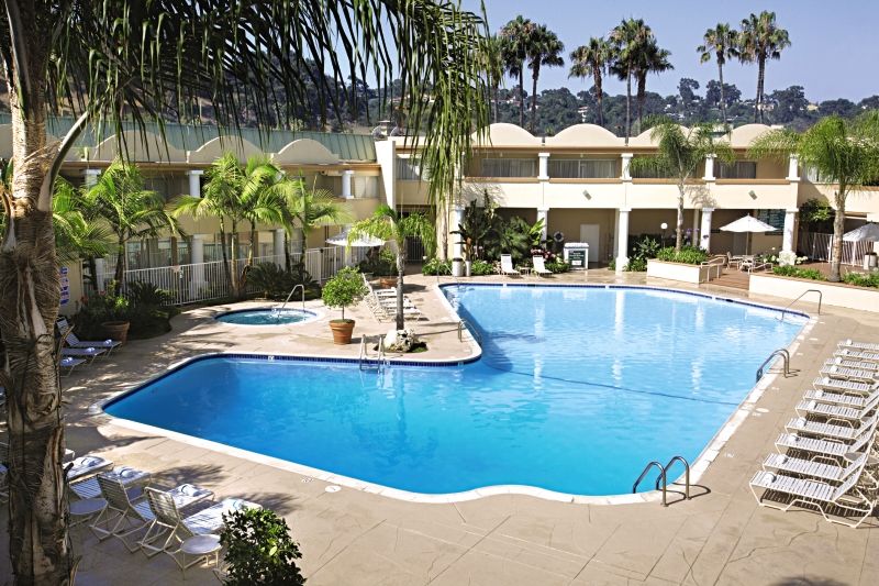 Handlery Hotel 3*