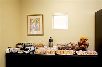 Quality Downtown North Hotel 2*