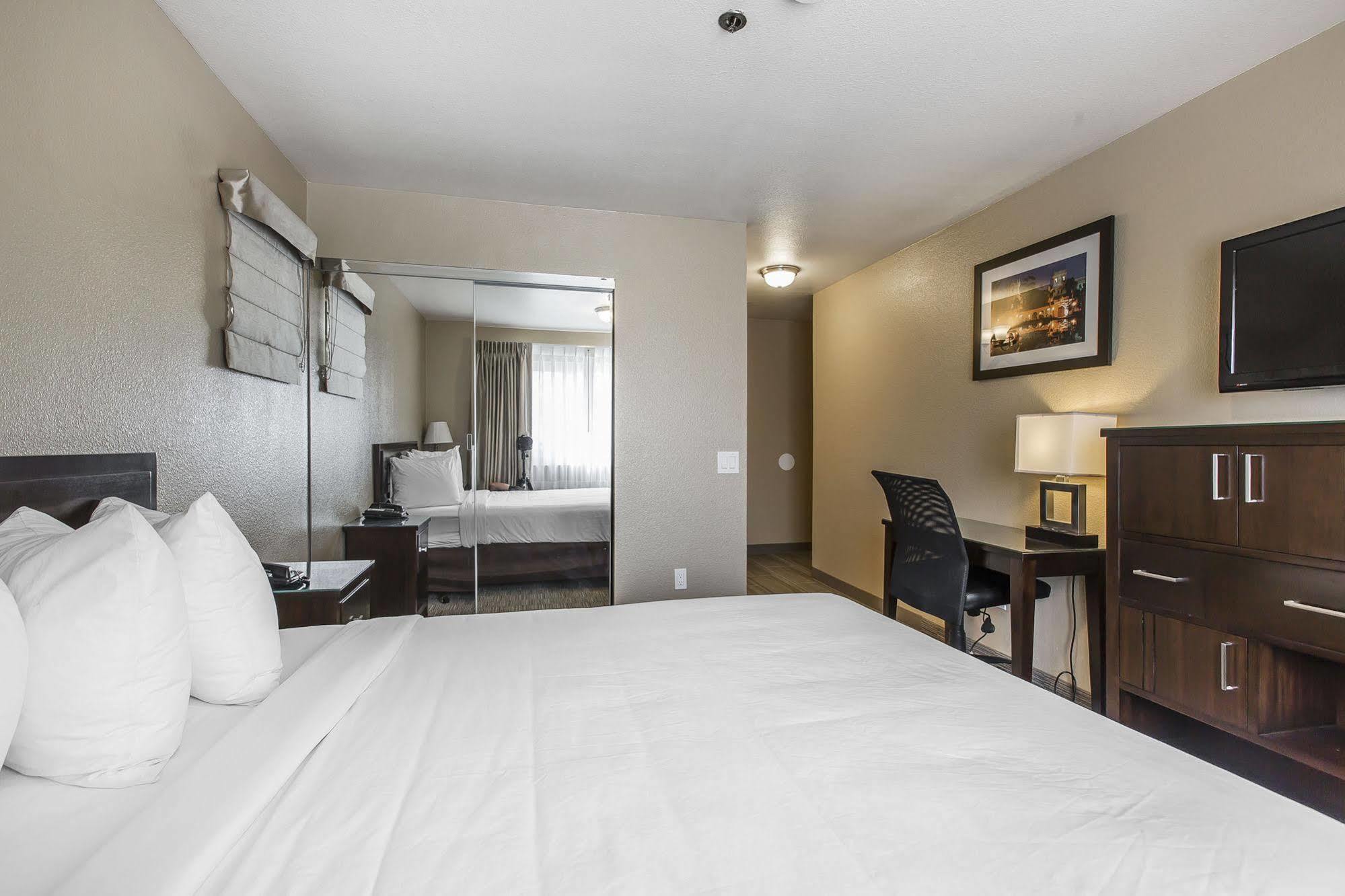 Hotel Quality Downtown North 2*