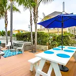 Casa Azul Apts