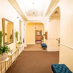 Vantaggio Suites Gaslamp #40