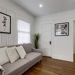 Studio-Large Outdoor Space-15 Minutes To Mission Bay