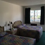 Parkside Inn