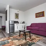 Prime Location - Awesome View -1 Bedroom Apartment