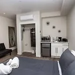 Studio With Large Balcony- San Diego Gateway
