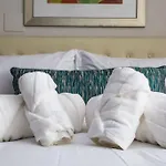 Luxurious Studio In Heart Of San Diego W Cali King