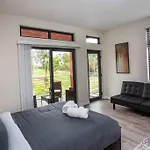 Studio With Beautiful View Next To Downtown