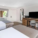 Wyndham Garden San Diego