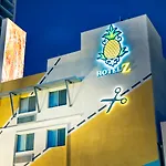 Staypineapple, Hotel Z, Gaslamp San Diego