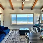 120-Oceanfront Penthouse 5