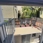 Centrally Located Studio And Cozy Place Perfect For Travelers And Couples! Located In San Diego Downtown! Perfect For Your Quick Getaway!