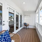 Pearl Of Sea Lane