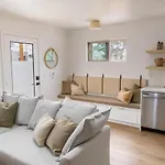 The Laurel Loft