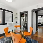 Craftsman Bungalow- University Heights 2Br Home