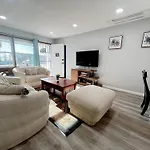 Seaworld Retreat: 4Br House/Jacuzzi/Bbq