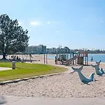 Beach House In The Heart Of Pb