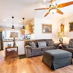 Serenity House Near Gaslamp, San Diego Zoo & Petco