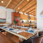 B5250 Playa Vista Beachfront