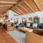 B5250 Playa Vista Beachfront