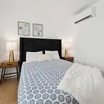 Entire Private 3-Bedroom House W Baby Crib, Gated Yard, Ranch-Style