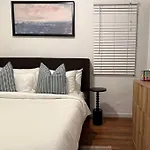 Modern Eclectic 1Br By Downtown, Airport & More