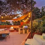 San Diego Oasis With Hot Tub, Gym, Outdoor Theater, Huge Yard
