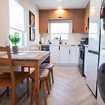 5Bd Family, Event Friendly 4Plex Steps2Beach