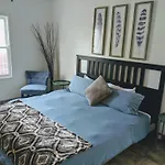 Centrally Located 2 Master Bedrooms To Explore All San Diego Has To Offer