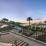 Pacific Perfection - Ocean Views Jacuzzi Walk To Beach And Dining