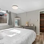 Comfy Cottage Near The Beach