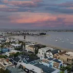Bay View I By Avantstay Stylish Mission Beach Home On The Sand