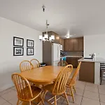 Belmont Patio - Ocean View Pet Friendly Patio & Garage- 5113