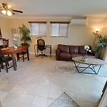 Venetian Vacation La Jolla One Bedroom Condo Luxury Furnished Central Near Beach And Utc Mall