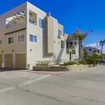 Coastal Hideaway