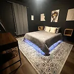 Stylish Stay With Coffee Bar Heart Of Sd