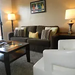 Sunshine Suites At Mid-City